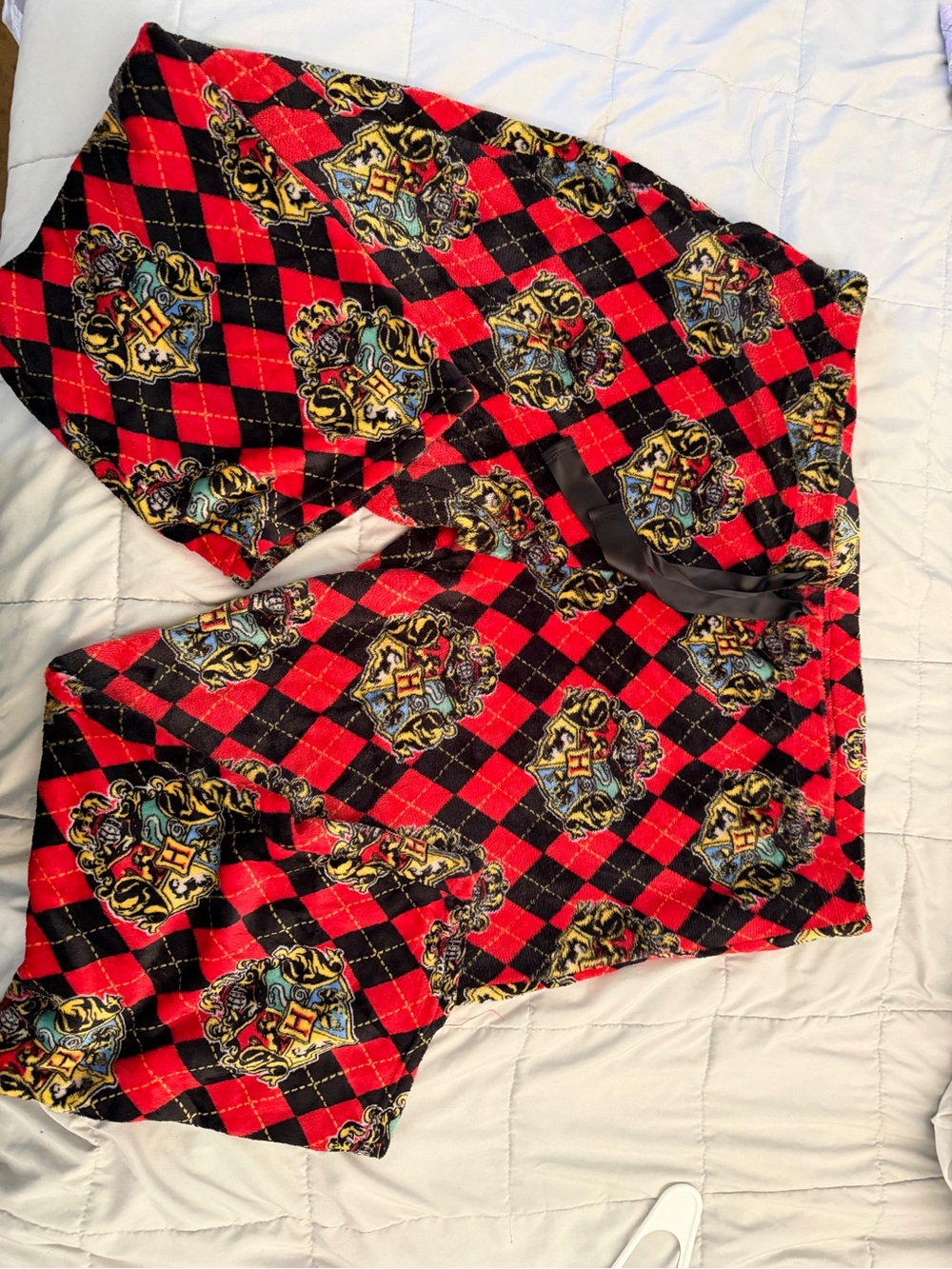 Warner Bros. Harry Potter Red & Black Argyle Lounge Pants with Crest Accents